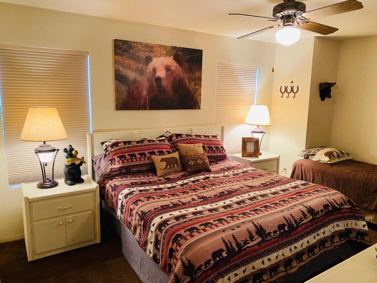 Your Home Away From Home! パイントップ・レイクサイド エクステリア 写真