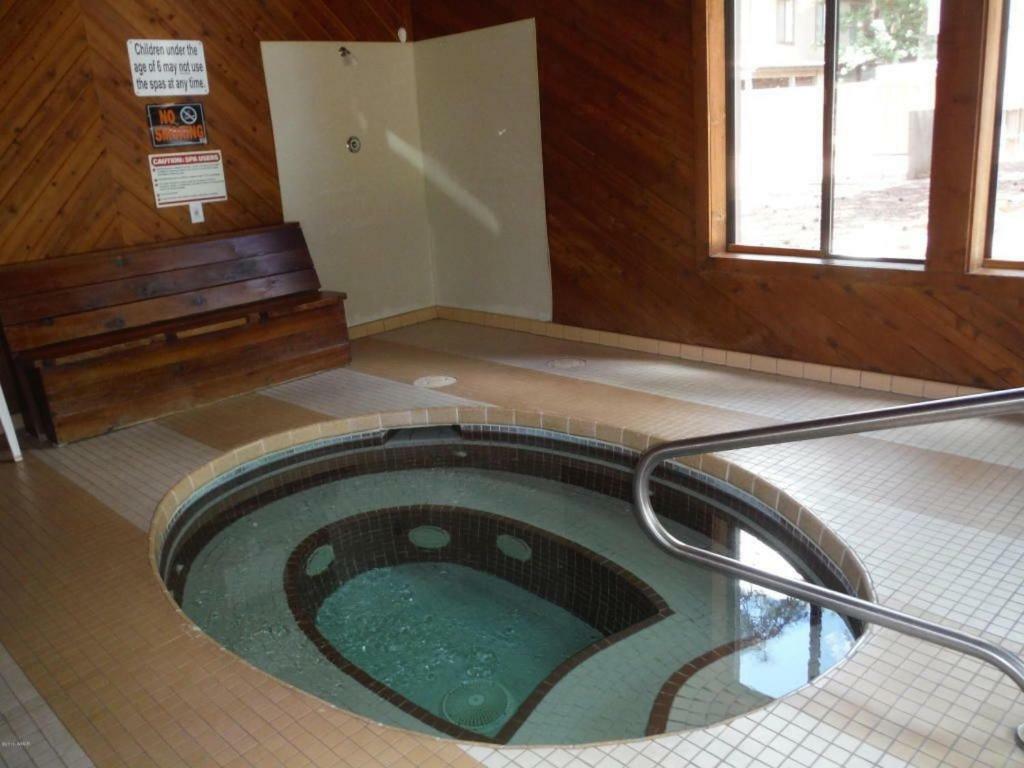 Your Home Away From Home! パイントップ・レイクサイド エクステリア 写真